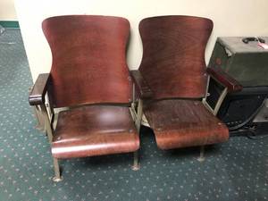 lot 262 image: Vintage Theater Seats