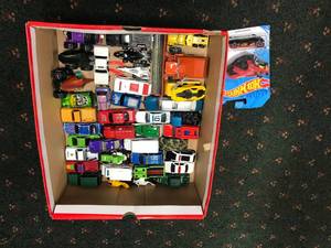lot 278 image: Hot Wheels & Matchbox Cars