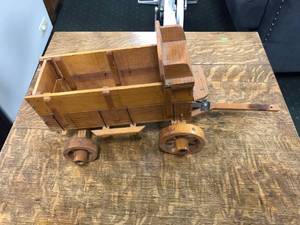 lot 298 image: Wood Wagon
