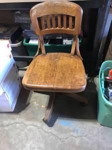 lot 322 image: Wood Office Chair