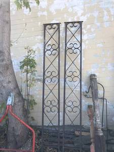 lot 346 image: Long Metal Decor