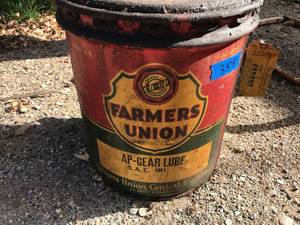 lot 358 image: Farmers Union Gear Lube 5 Gallon Pale