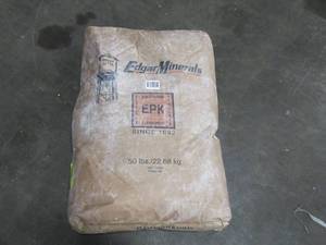 lot 204 image: Edgar Minerals Kaolin Clay Powder 50 lbs. Bag