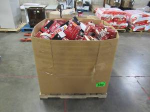 lot 223 image: WHOLESALE MIXED PALLET OF MISCELLANEOUS CHRISTMAS DECORATIONS & LIGHTS