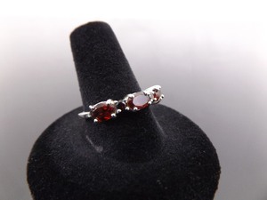 .925 Sterling Silver Oval Cut Garnet Ring Size 8.75