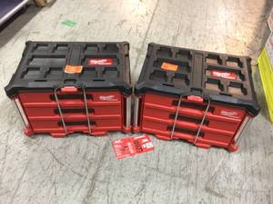 lot 107 image: Lot of 2 PACKOUT 3-Drawer Tool Box by Milwaukee Customer Returns See Pictures