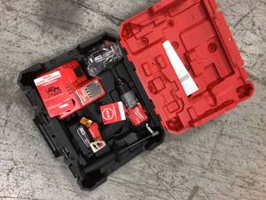 lot 112 image: M18 FUEL ONE-KEY 18-Volt Lithium-Ion Brushless Cordless 12 in. Hammer DrillDriver Kit with Two 5.0 Ah Batteries by Milwaukee Customer Returns See Pictures