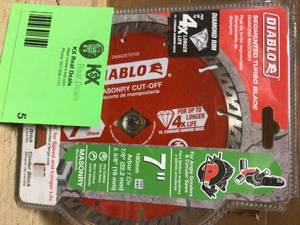 lot 5 image: 7 in. Diamond Segmented Cut-Off Discs for Masonry by DIABLO Customer Returns See Pictures