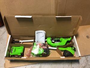 lot 62 image: 12 in. 40-Volt Battery Cordless String Trimmer with 2.0 Ah Battery and Charger by Greenworks Customer Returns See Pictures