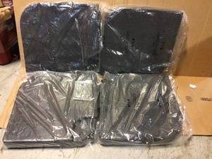 lot 69 image: 20 lbs. Fit 10 ft., Offset Umbrella Patio Umbrella Base in Black by CASAINC Customer Returns See Pictures