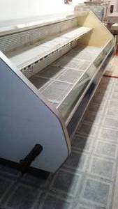 12 ft. Open Cooler. Works Great, Meat Cooler. Includes Black Rubber Display Gauze.