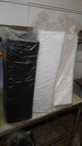 Styrofoam meat trays about 400.