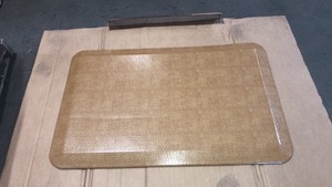 lot 4 image: GelPro NewLife Designer Pebble Caramel 20 in. x 32 in. Anti-Fatigue Comfort Kitchen Mat