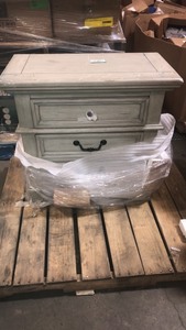 lot 5 image: American Woodcrafters Stonebrook 3-Drawer Antique Grey Nightstand