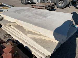lot 20 image: Prairie Shell Natural Stone Flagstone