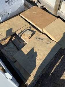 lot 65 image: Miscellaneous Natural Stone Pavers And Thin Veneer