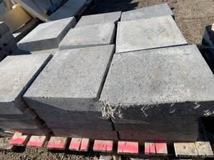 lot 69 image: Architectural Cap 2 SidedApprox35 Pieces