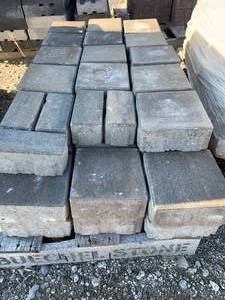 lot 178 image: Haven Permeable 8 X 8 Approx 50 Pieces
