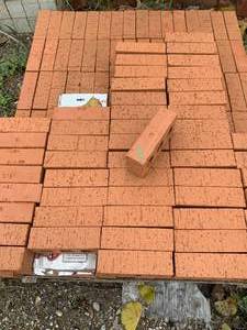 lot 219 image: Modular Brick Approx 125 Pieces