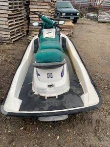 lot 261 image: 1995 Green Sea Doo Jet Ski
