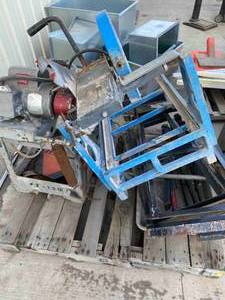 lot 238 image: Saws & Parts