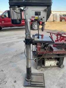 lot 246 image: Drill Press