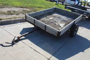 8 Single-Axle Utility Trailer