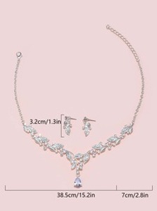 Zircon Leaf Decor Necklace & Drop Earrings