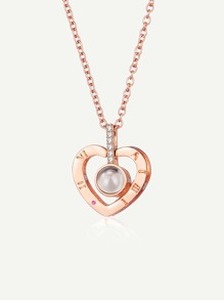 Heart Pendant Projection Necklace