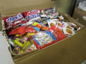 (C-3) Big Box Full of Assorted Snac...