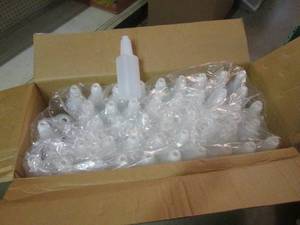(EW2) Case of 96 32oz Plastic Bottl...