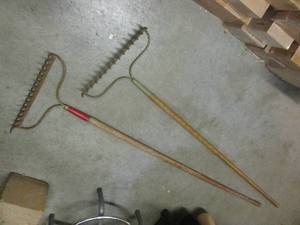 (RMDR) 2 Garden Rakes...