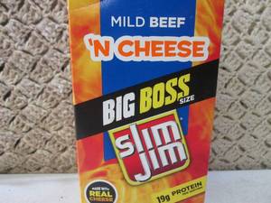 (B-3) Box of 18 Big Boss Slim Jim M...