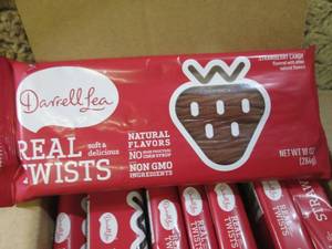 (B-1) 8 Packs of Strawberry Twists ...