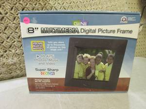 (F-2) 8 Multimedia Digital Picture...