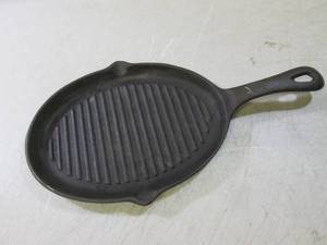 (RM4) Mr Bar-B-Q Cast Iron Pan...