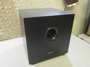 (F-2) Pioneer SW-8 Powered Subwoofe...