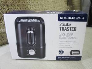 (F-0) 2-Slice Toaster...