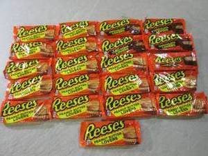 (B-3) 21 Assorted Reeses Peanut But...