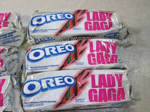 (B-2) 13 Packs Oreo Lady Gaga Cooki...