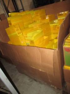 lot 4 image: Gaylord box of plastic parts storag...