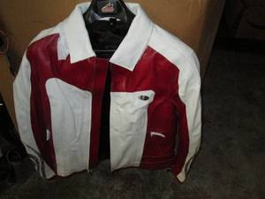 lot 8 image: New with tags and hanger Red Hein G...
