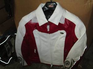lot 9 image: New with tags and hanger Red Hein G...