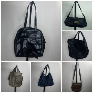lot 10 image: Chic Bag Collection Thirty-One Kenneth Cole Jessica Simpson Francesco Blasia Michael Kors