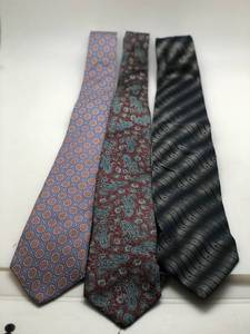 lot 18 image: Tie Collection Jermyn St W.I Baker St Platino