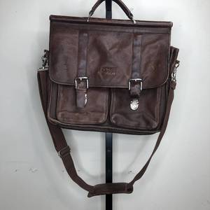 lot 24 image: Brown Pelle Studio Vintage Messenger Bag
