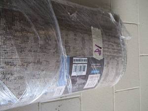 lot 18 image: BRIO designer inspired area rug 89 x 131 G17978 lavell gray