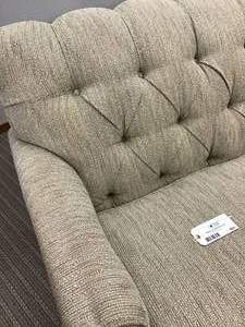 lot 501 image: Love Seat Settee