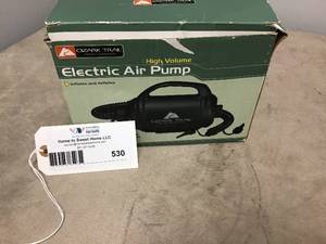 lot 530 image: Ozark Electric Air Pump Brand New