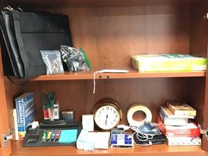 lot 595 image: Office Supplies